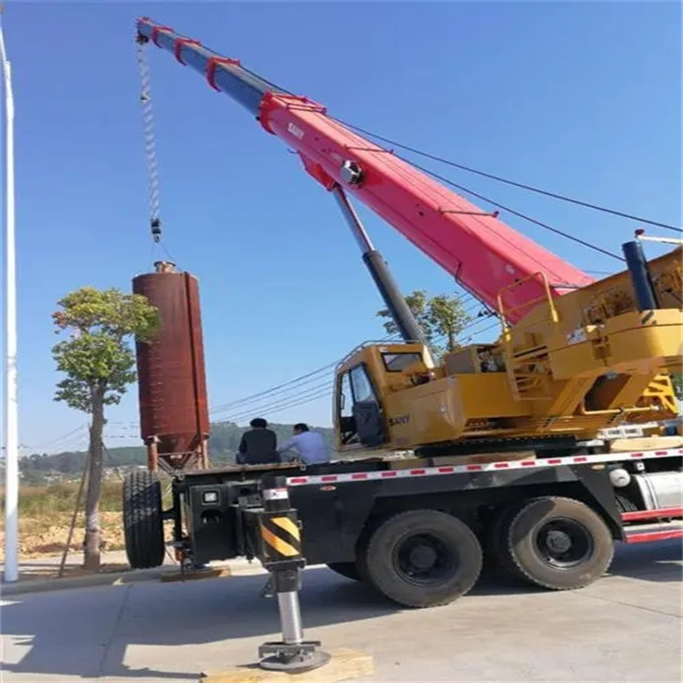 肥城专业吊车租赁多少钱