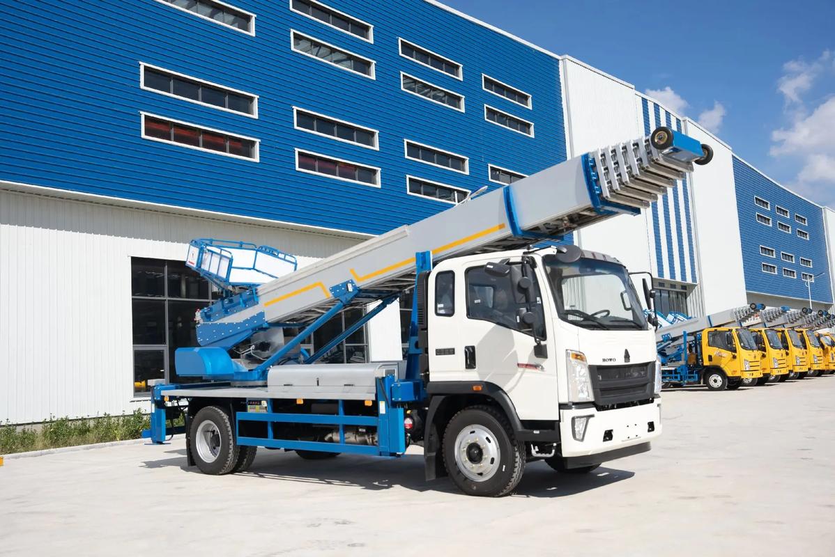 肥城出租云梯车高空作业车 建筑垃圾搬运